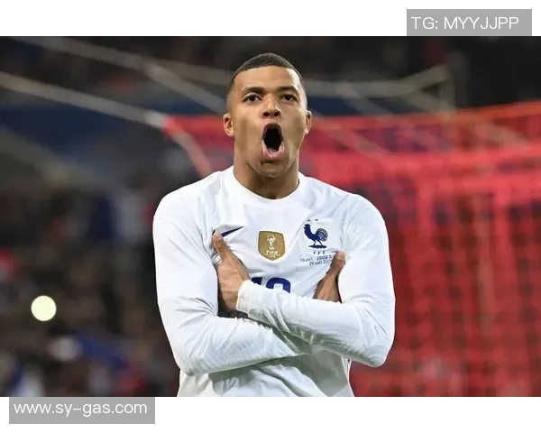 西甲焦点战巴萨与AC米兰互交白卷意外平局引发全场热议