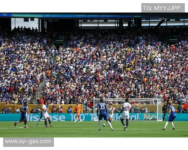 欧冠激战：尤文图斯狂胜利物浦6-2帽子戏法引领全场狂欢与战术解析