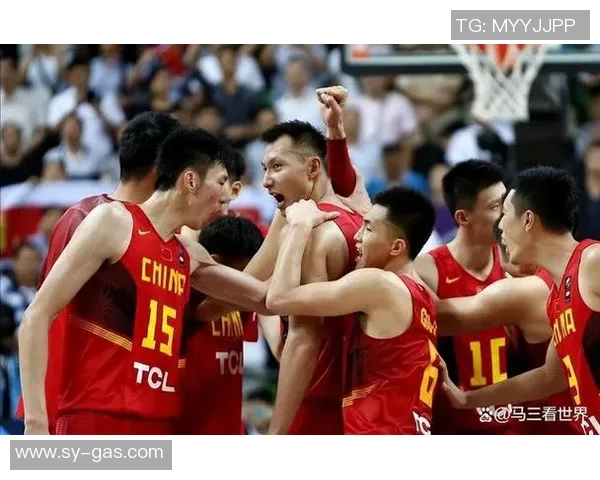 姚明胯骨宽大背后的运动生涯与身体素质分析