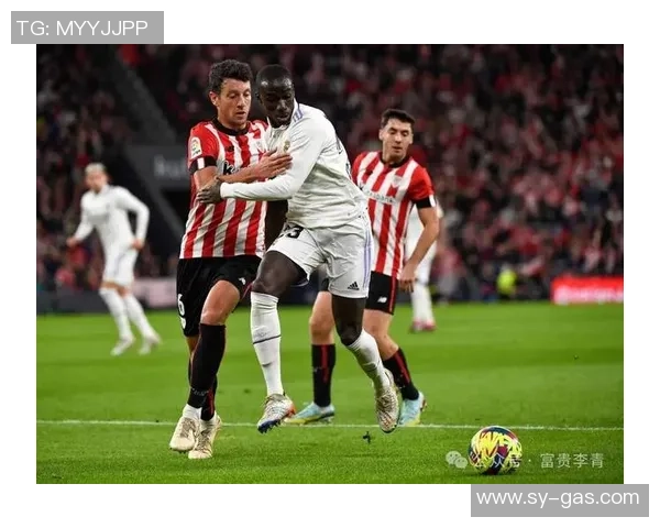 西甲精彩对决皇马大胜尤文图斯帽子戏法点燃全场激情