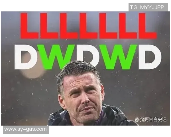 意甲惊现逆转大战曼联3-2战胜曼城引发争议判罚热议