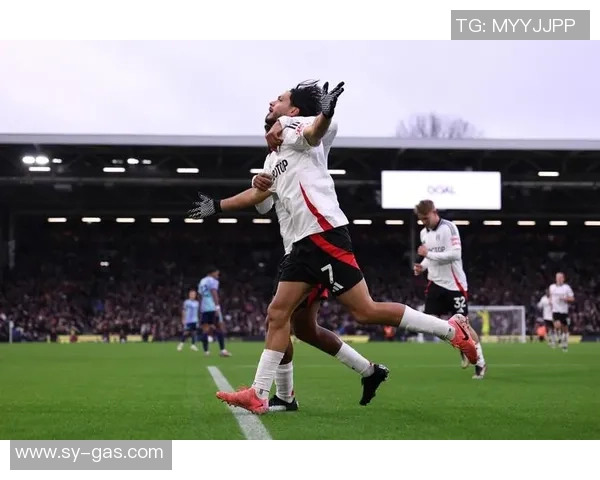 德甲惊现冷门阿森纳逆转波尔图引发全场狂欢