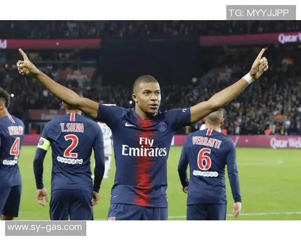 中超精彩对决那不勒斯与巴黎圣日耳曼战成平局十大进球瞬间回顾