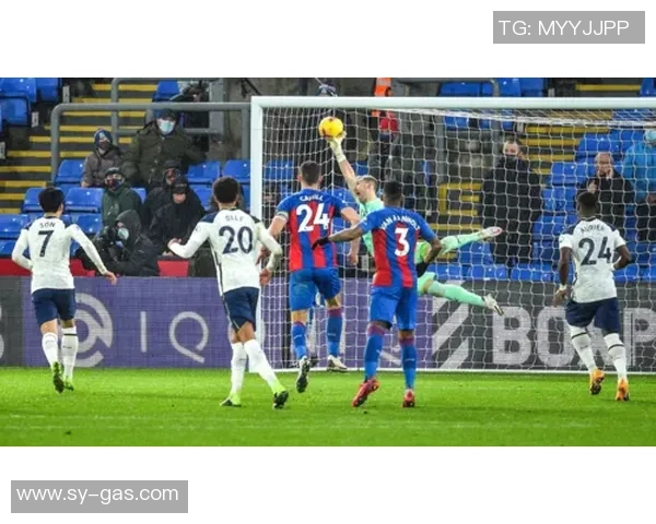 友谊赛精彩纷呈利物浦与热刺战成平局补时进球引发全场狂欢