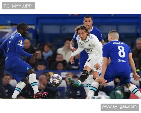 意甲激战AC米兰与切尔西战成平局绝杀时刻点燃全场激情