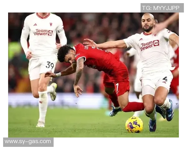 英超激战利物浦大胜那不勒斯点球大战瞬间点燃全场激情