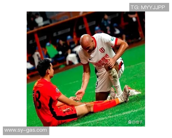 中超激战莱比锡大胜尤文图斯引发争议判罚全场沸腾