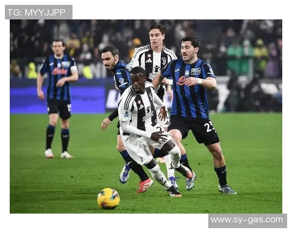 足总杯精彩对决AC米兰与尤文图斯战成平局补时进球引发全场狂欢