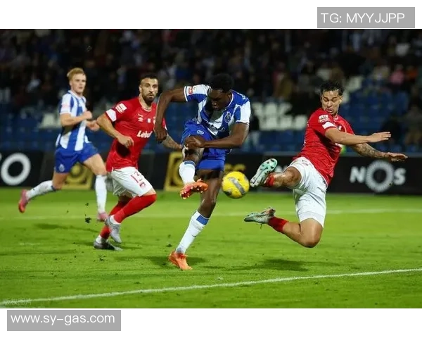 欧联杯波尔图与利物浦激战成平局补时进球瞬间点燃全场激情