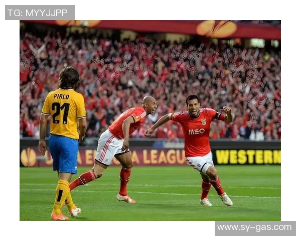 世界杯精彩对决本菲卡与拜仁战平转会传闻引发热议