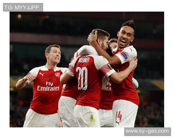 意甲大战:利物浦狂胜那不勒斯五球引发转会风波与全场热议 意甲大战:利物浦狂胜那不勒斯五球引发转会风波与全场热议