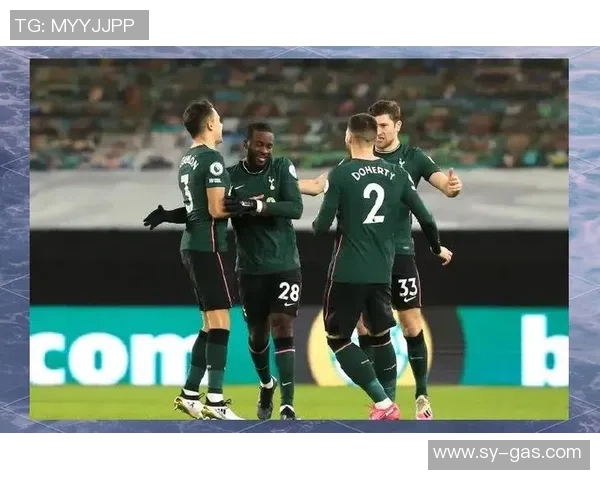 英超激战莱比锡与热刺交锋红牌争议引发全场热议与焦点分析