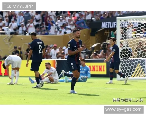 西甲惊现冷门巴黎圣日耳曼以1-0战胜莱比锡引发全场震惊 西甲惊现冷门巴黎圣日耳曼以1-0战胜莱比锡引发全场震惊